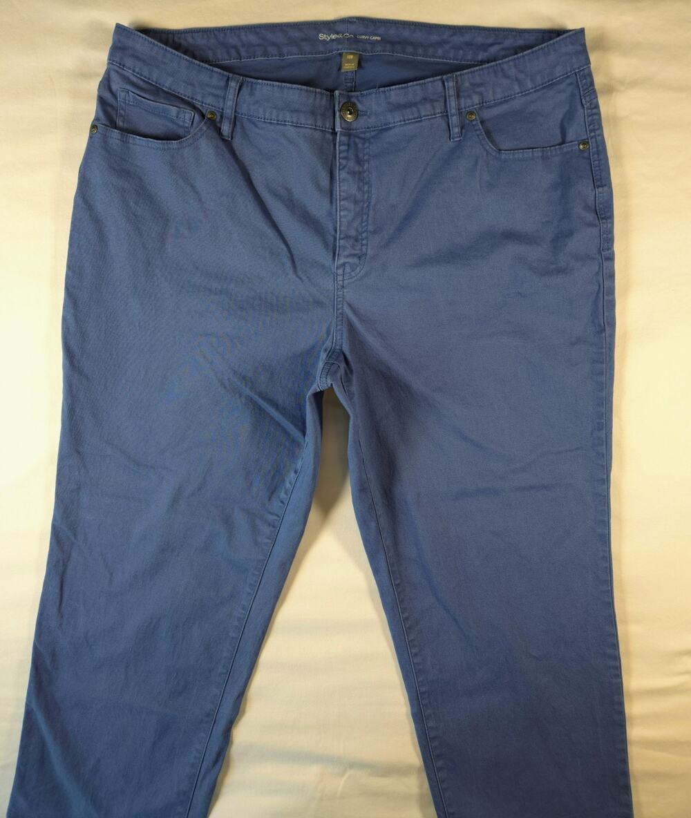 Style & Co Femme Curvy Capri Jeans Size 18W Blue Solid Capri Crop Stretch EUC